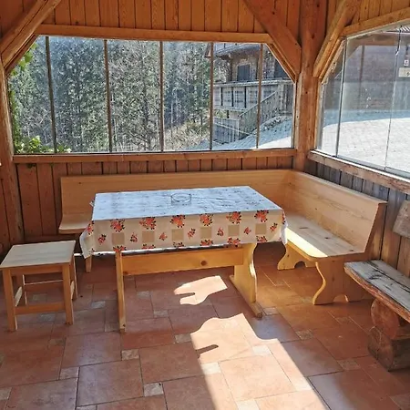 Apartma Brest Chalé