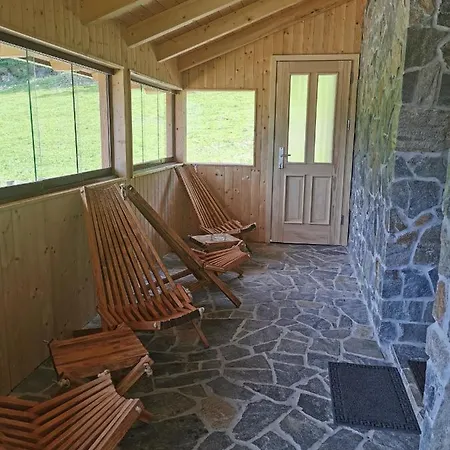 Apartma Brest Chalet